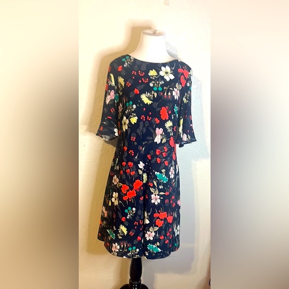 Tommy Hilfiger Dresses & Skirts - Tommy Hilfiger Navy Floral Dress